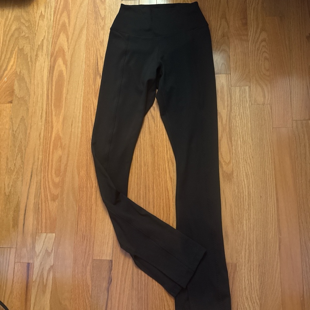 NWOT Nike Flare Leggings